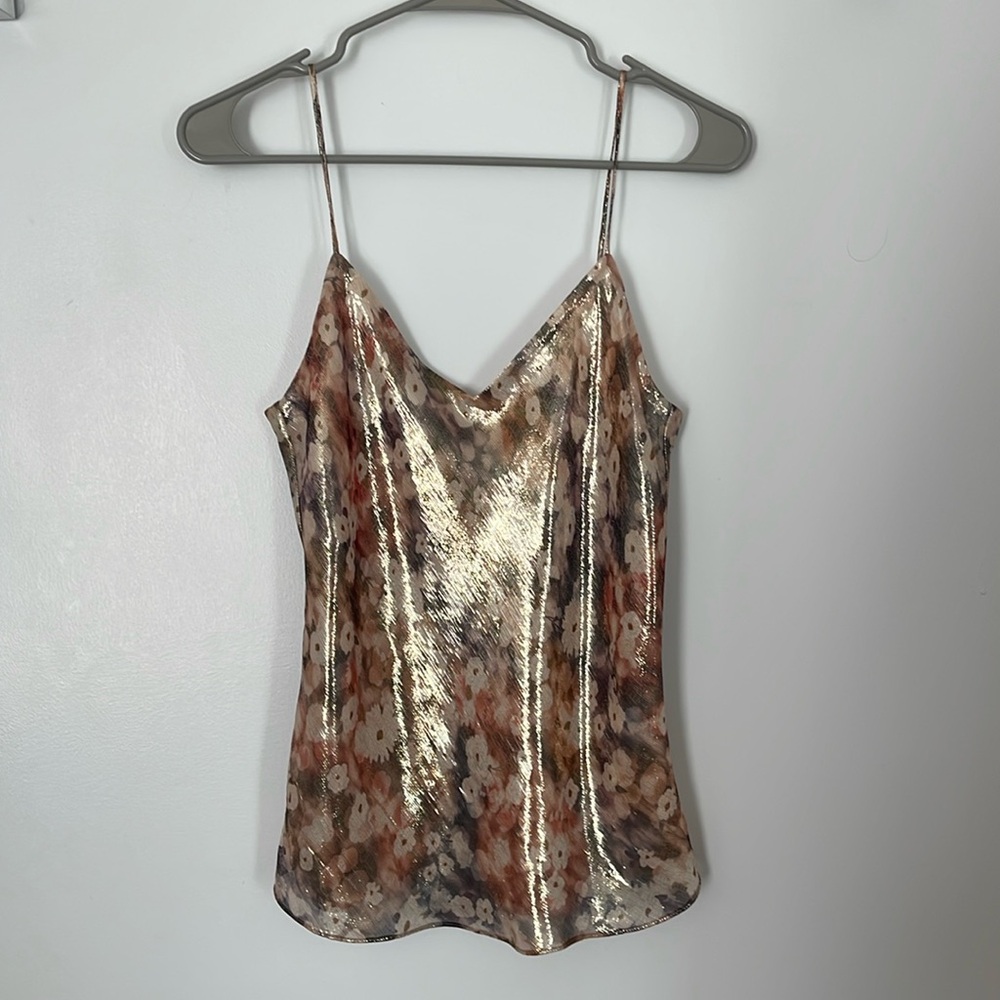 Floral camisole with gold shine